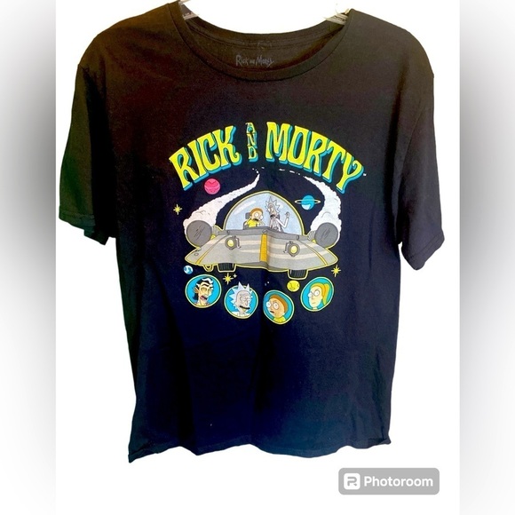 Rick and Morty Other - Mans size medium Rick and Morty graphic T.